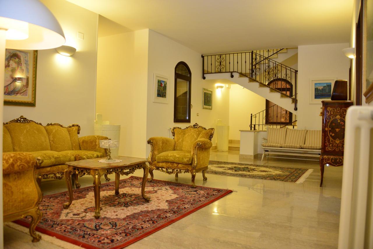 Hotel Villa Leuzzi Salice Salentino Kültér fotó