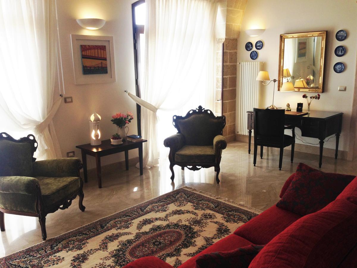 Hotel Villa Leuzzi Salice Salentino Kültér fotó