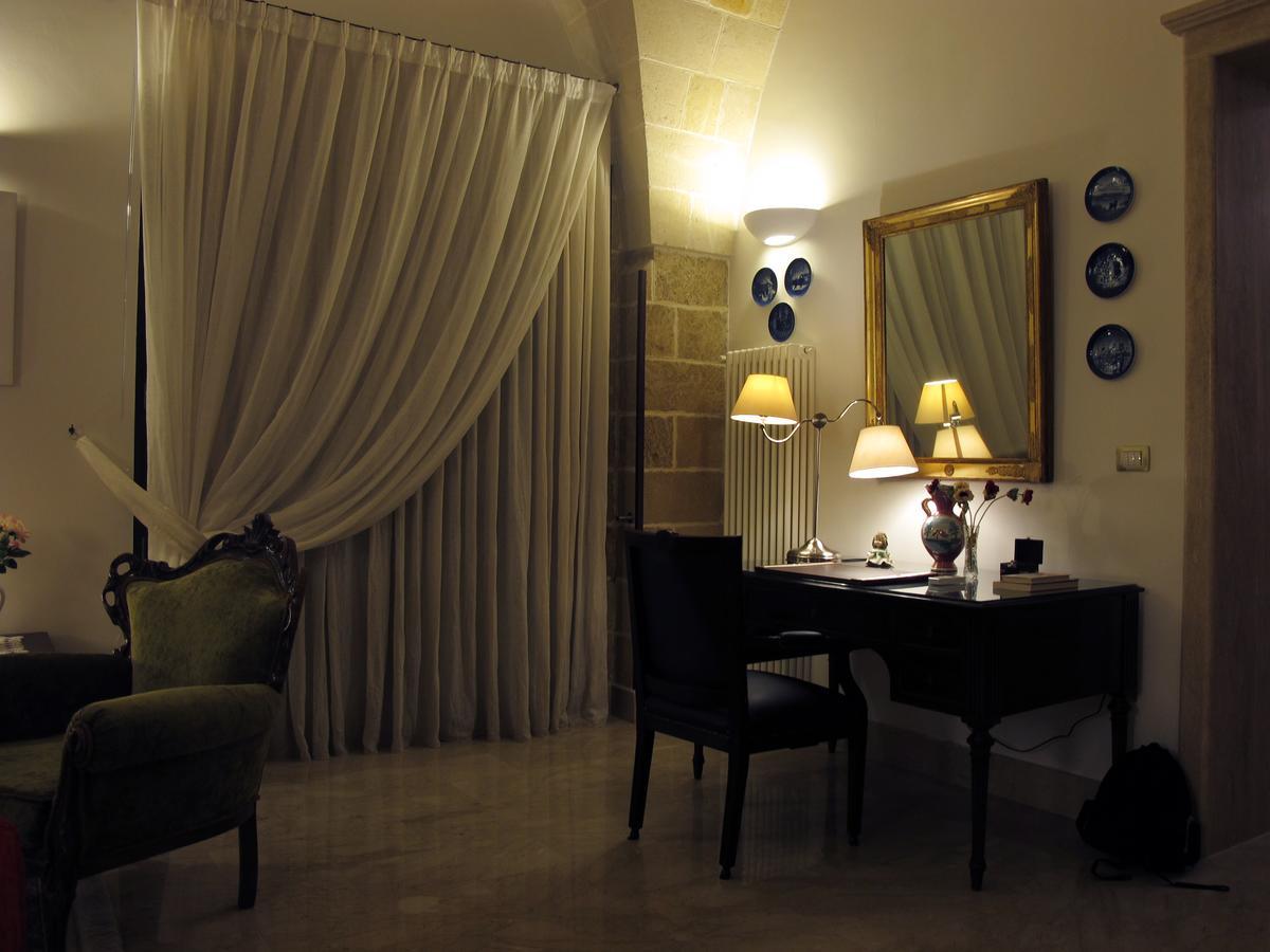 Hotel Villa Leuzzi Salice Salentino Kültér fotó