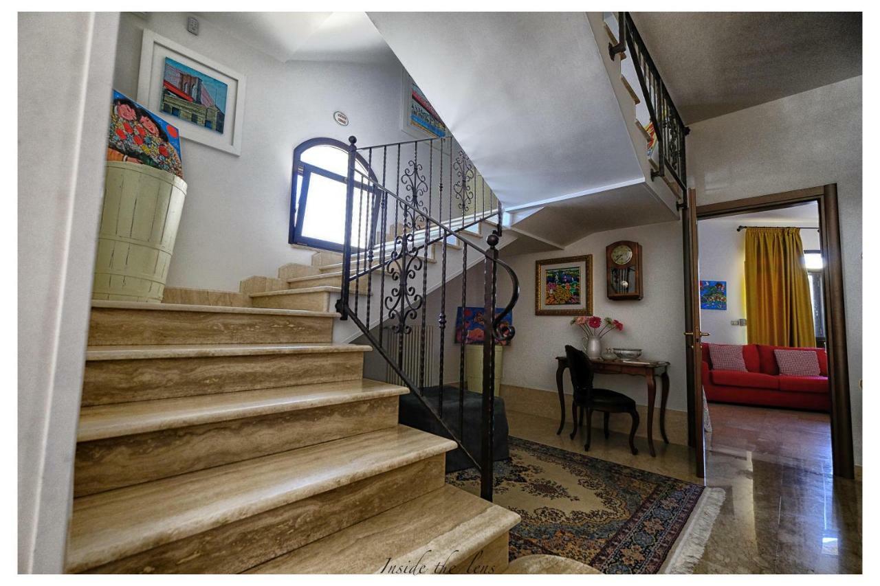 Hotel Villa Leuzzi Salice Salentino Kültér fotó