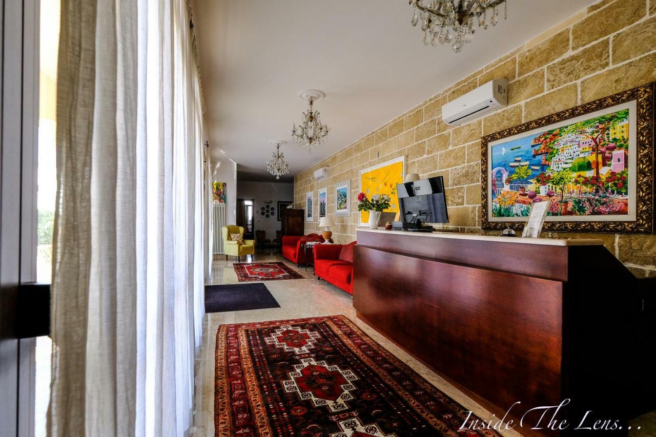 Hotel Villa Leuzzi Salice Salentino Kültér fotó